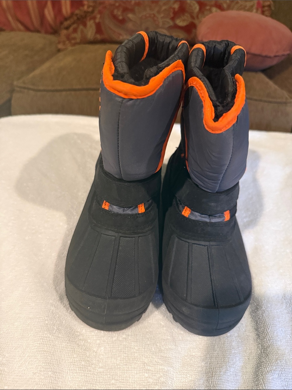 Source Unknown Kids Black and Orange Winter Boots